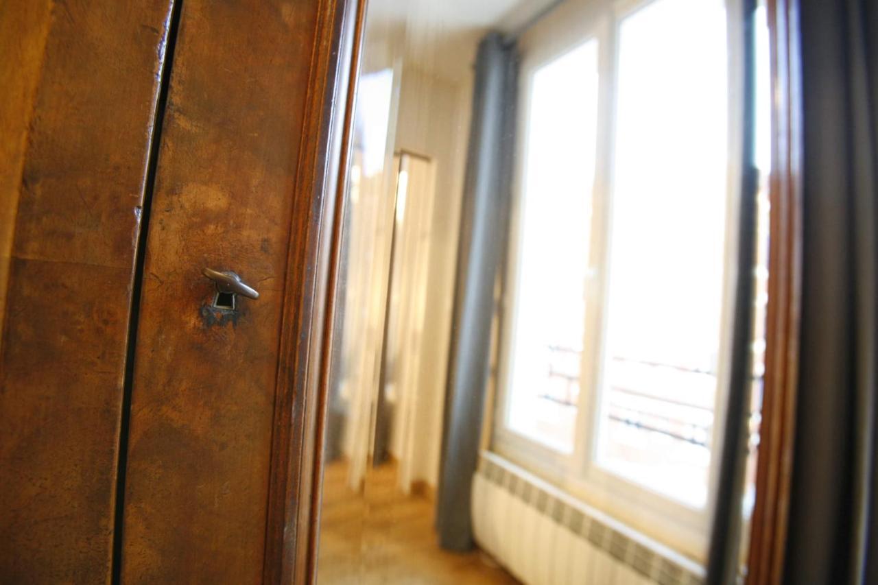 Charmante Sante Parijs Buitenkant foto
